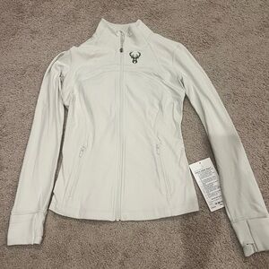 Lululemon Bucks Size 8 Define Zip Up Jacket